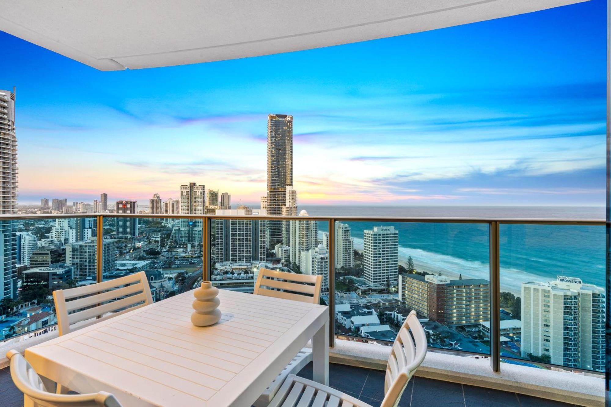 Aparthotel H Residences - Ocean View - Self Contained & Privately Managed - Wow *